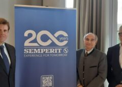 Bild: Semperit-Vorstände - CFO Helmut Sorger (li.), CIO Gerfried Eder (re.)