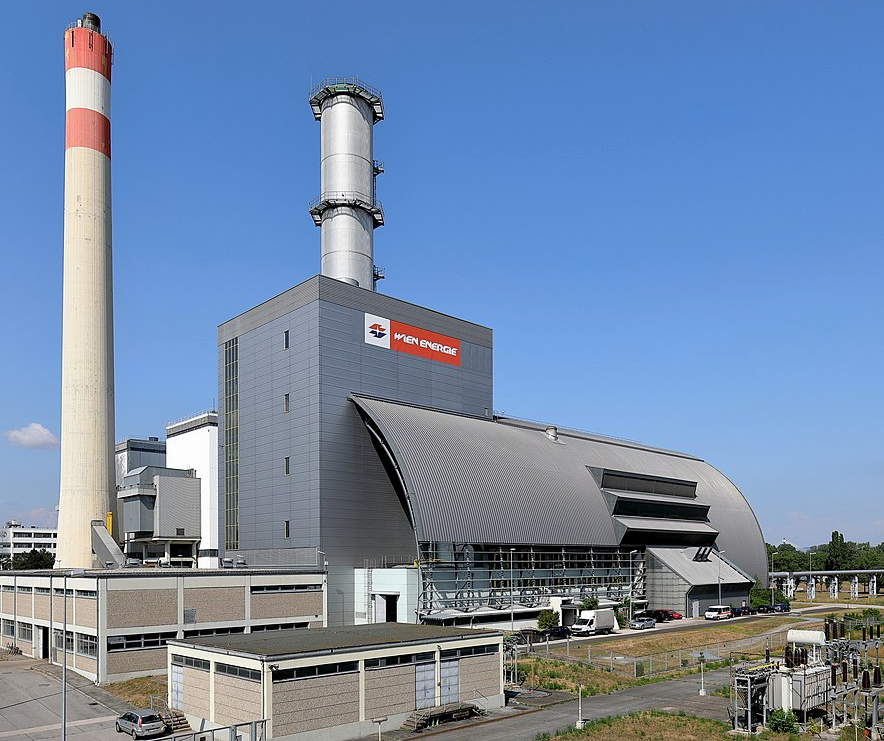 Foto: Wien Energie, Kraftwerk Donaustadt, Block 3 © Wikipedia, Bwag